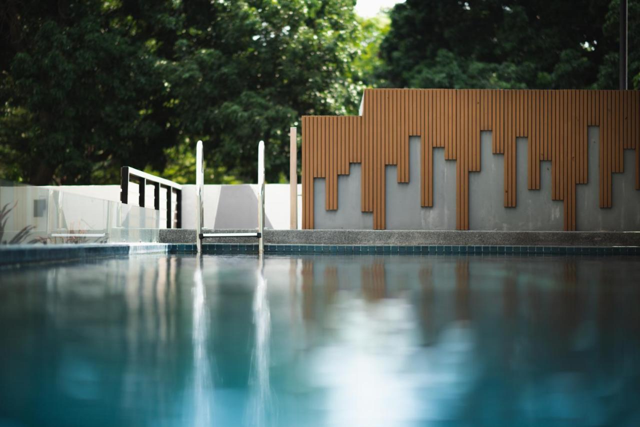 โรงเเรม ไพร์ม สเเคว์ Hotel เชียงใหม่ ภายนอก รูปภาพ