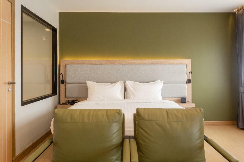โรงเเรม ไพร์ม สเเคว์ Hotel เชียงใหม่ ภายนอก รูปภาพ
