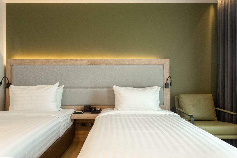 โรงเเรม ไพร์ม สเเคว์ Hotel เชียงใหม่ ภายนอก รูปภาพ