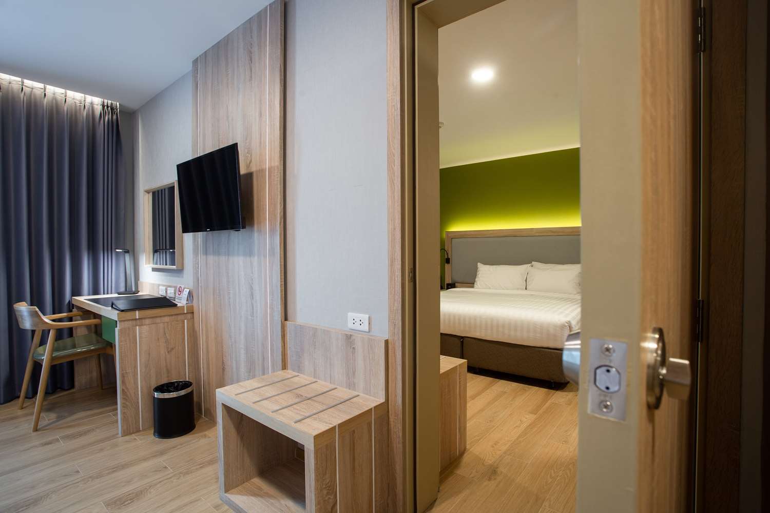 โรงเเรม ไพร์ม สเเคว์ Hotel เชียงใหม่ ภายนอก รูปภาพ
