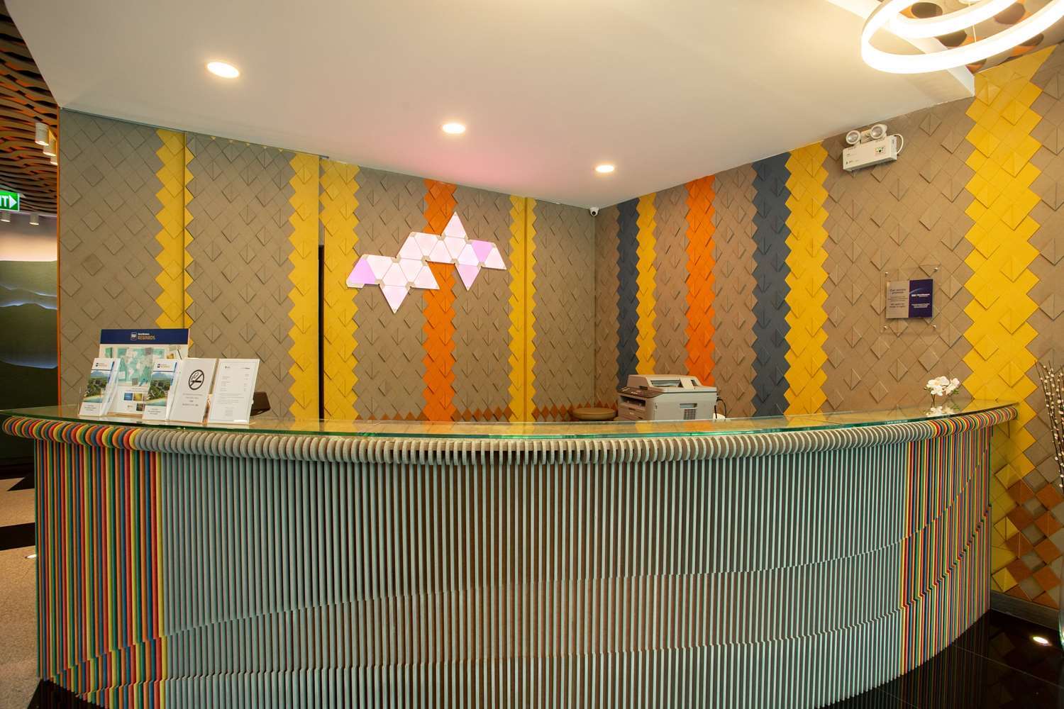 โรงเเรม ไพร์ม สเเคว์ Hotel เชียงใหม่ ภายนอก รูปภาพ